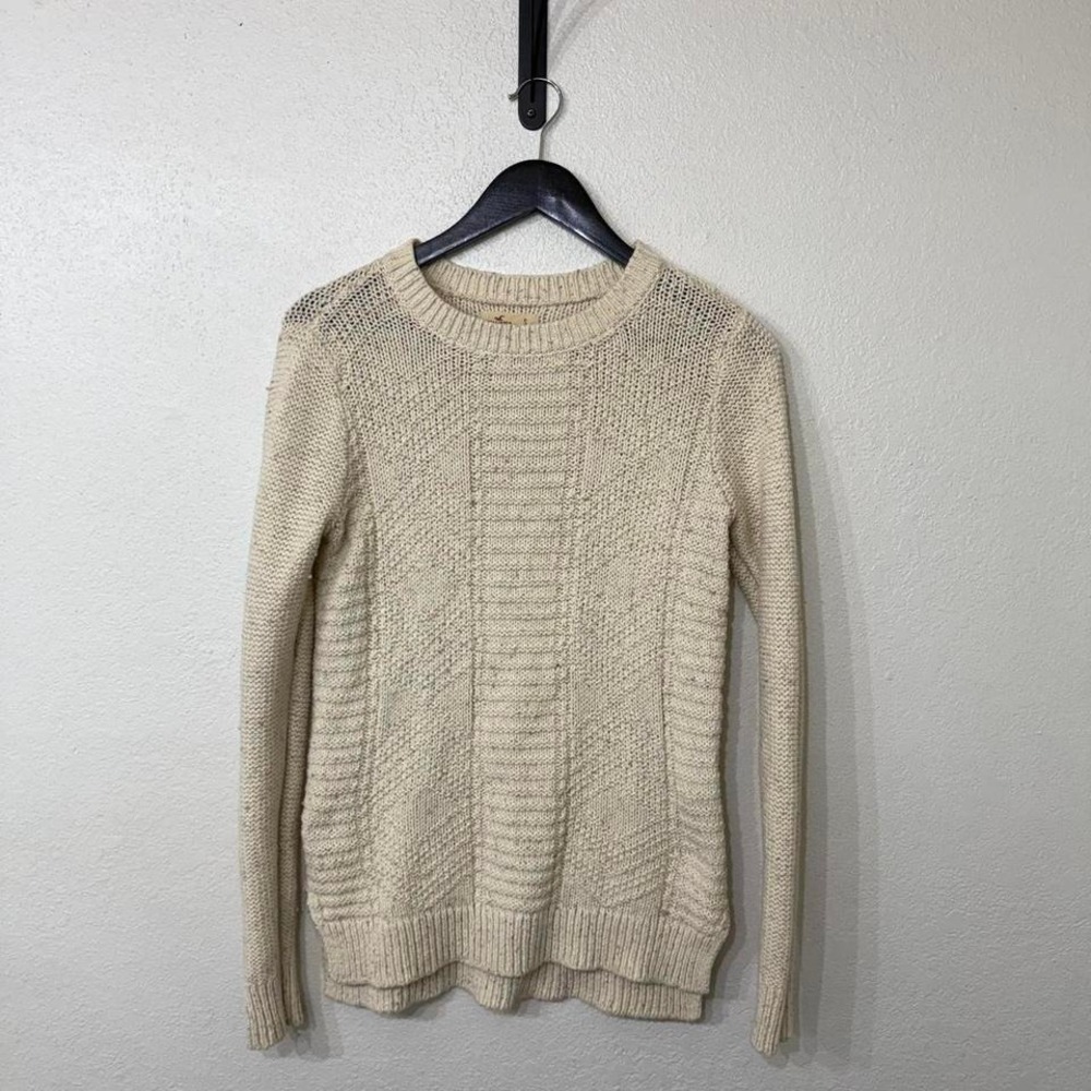 Hollister sweater